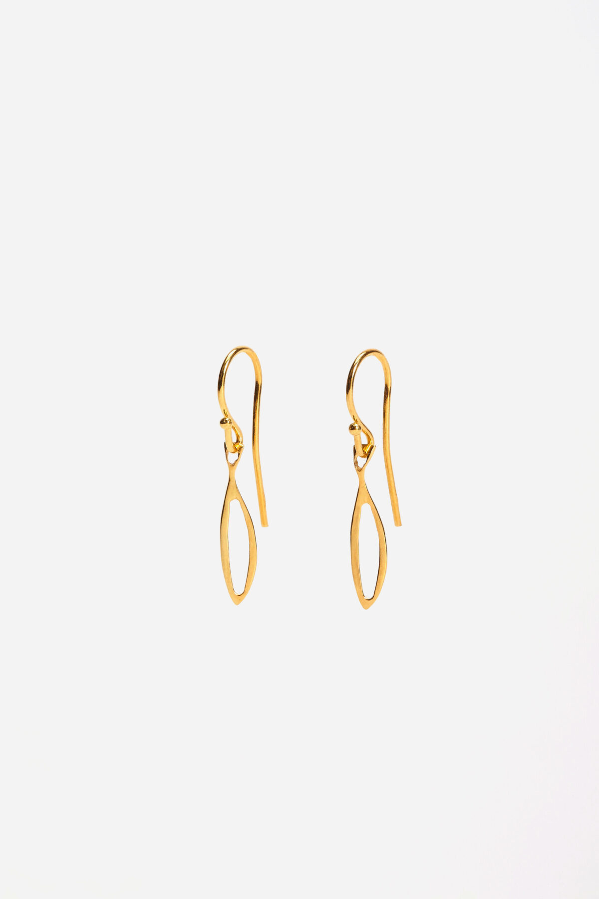 gold-plated-small-fish-earrings-kimale-matchboxathens