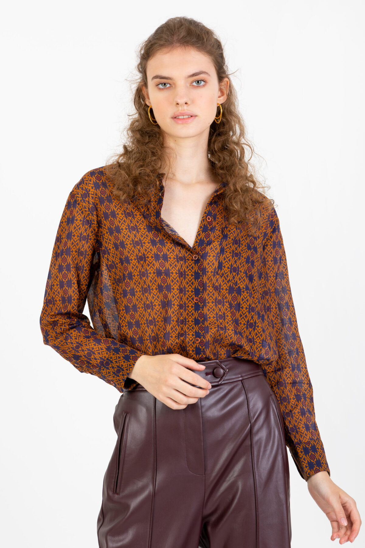 anita-purple-brown-printed-cotton-shirt-sacrecoeur-matchboxathens