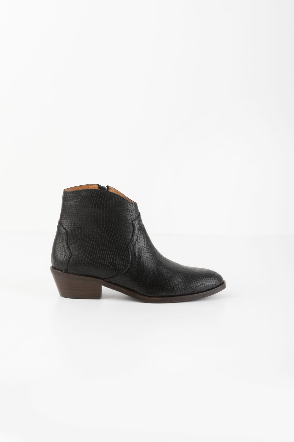 fiona-boots-black-snake-booties-anonymus-matchboxathens