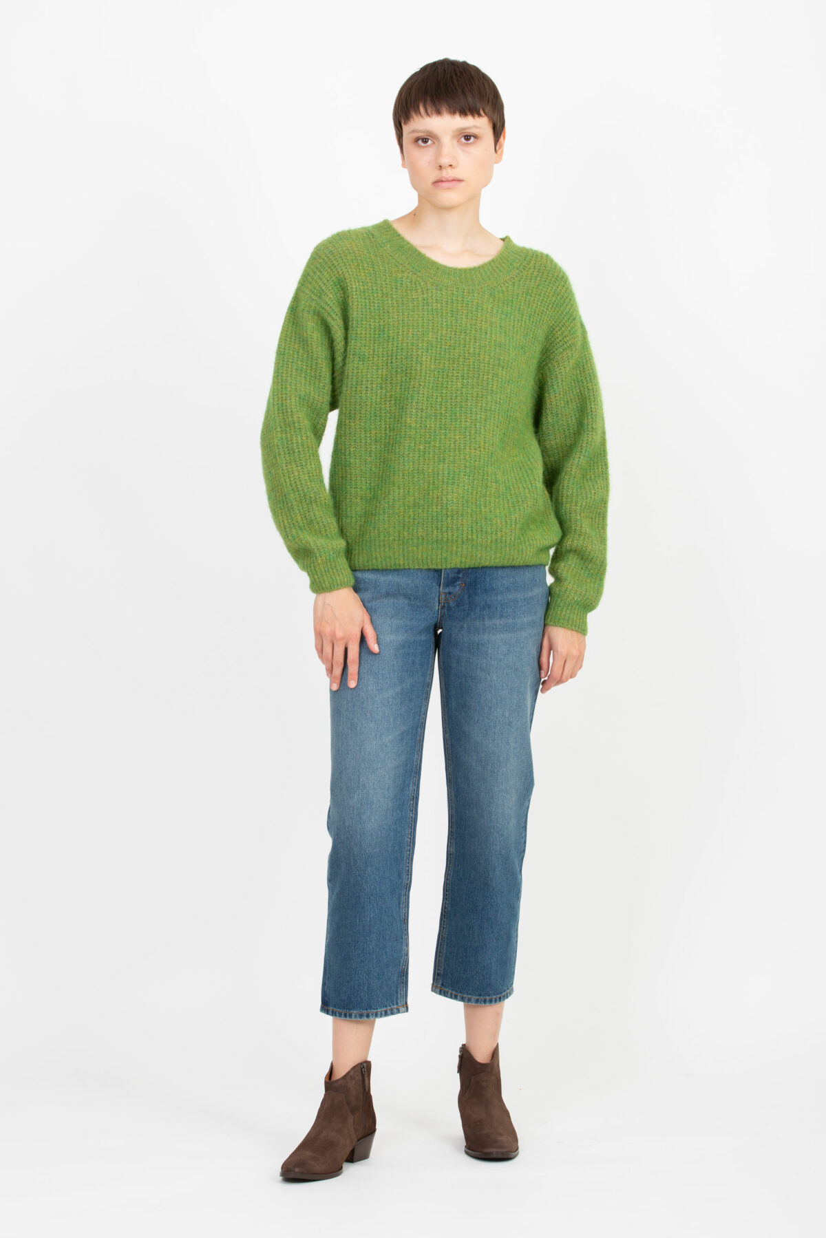 east-green-sweater-knit-wool-alpaca-round-american-vintage-matchboxathens