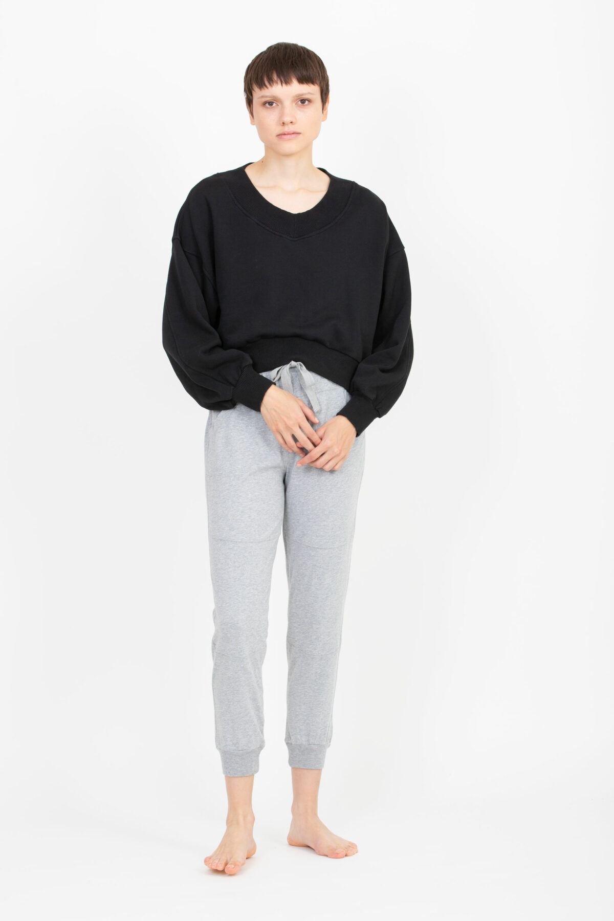 b74104-comfort-black-sweatshirt-round-crop-vneck-deha-matchboxathens