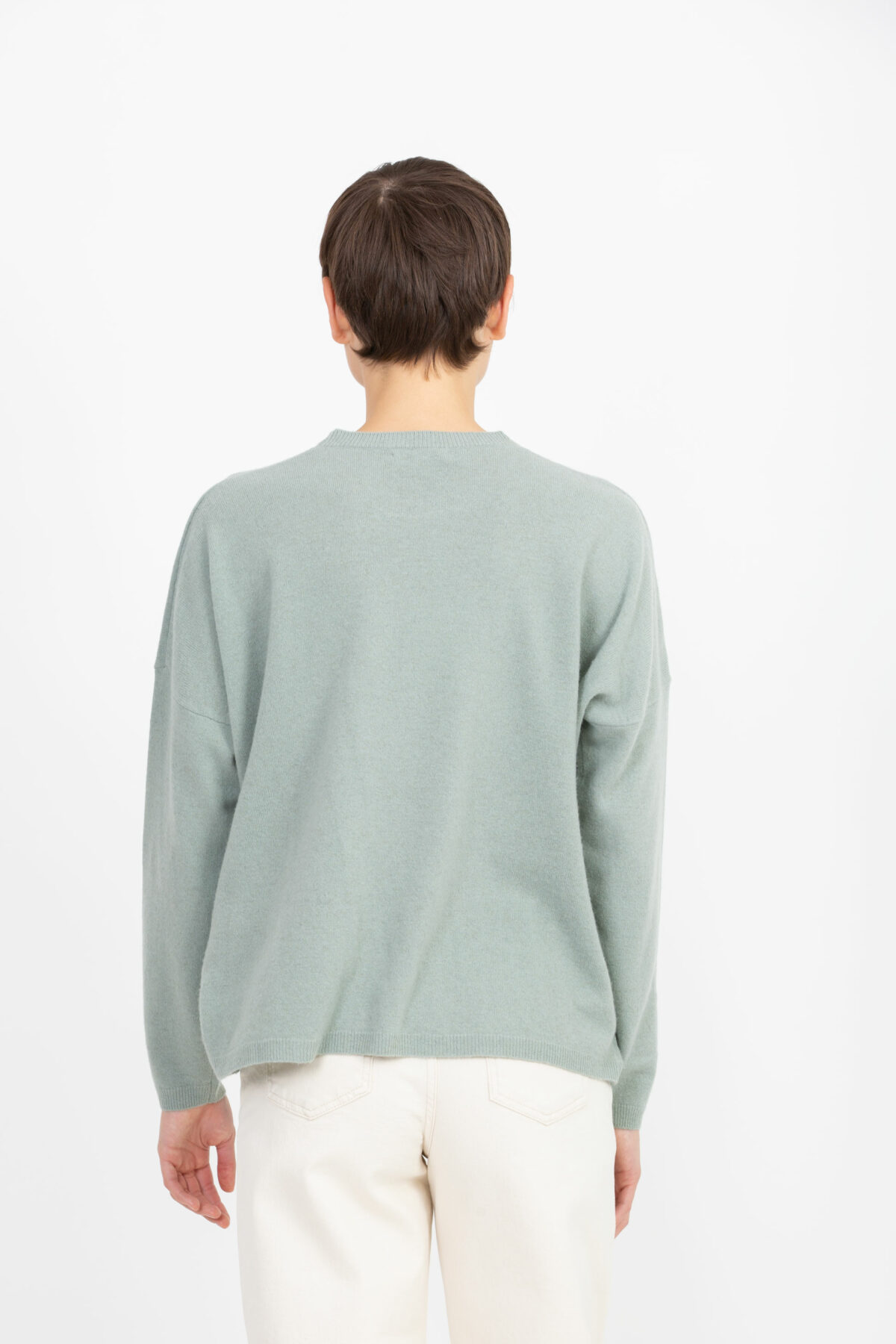 malles-green-wool-sweater-round-crossley-matchboxathens