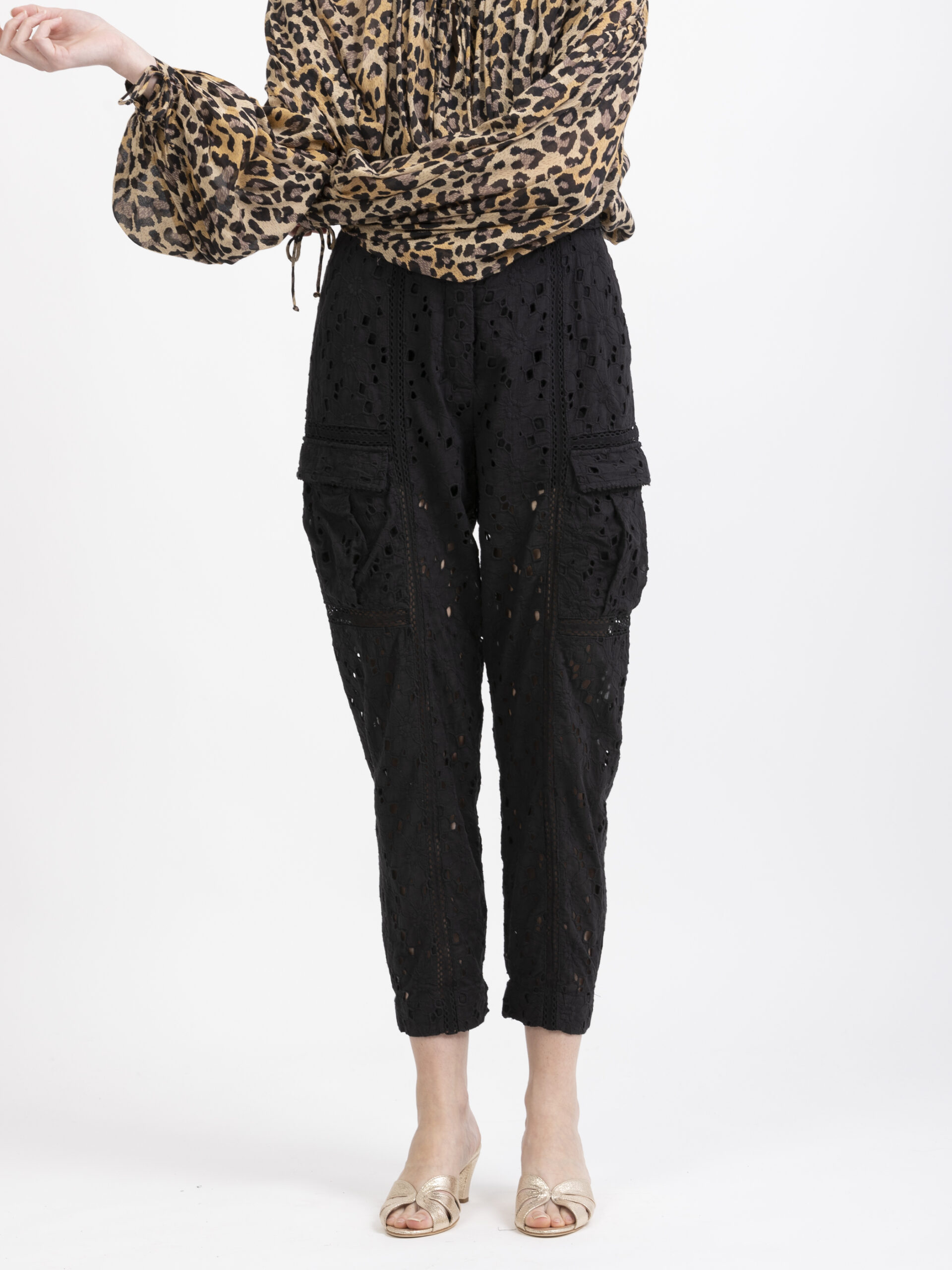 lalique-black-pants-embroidery-english-cargo-mesdemoiselles-matchboxathens