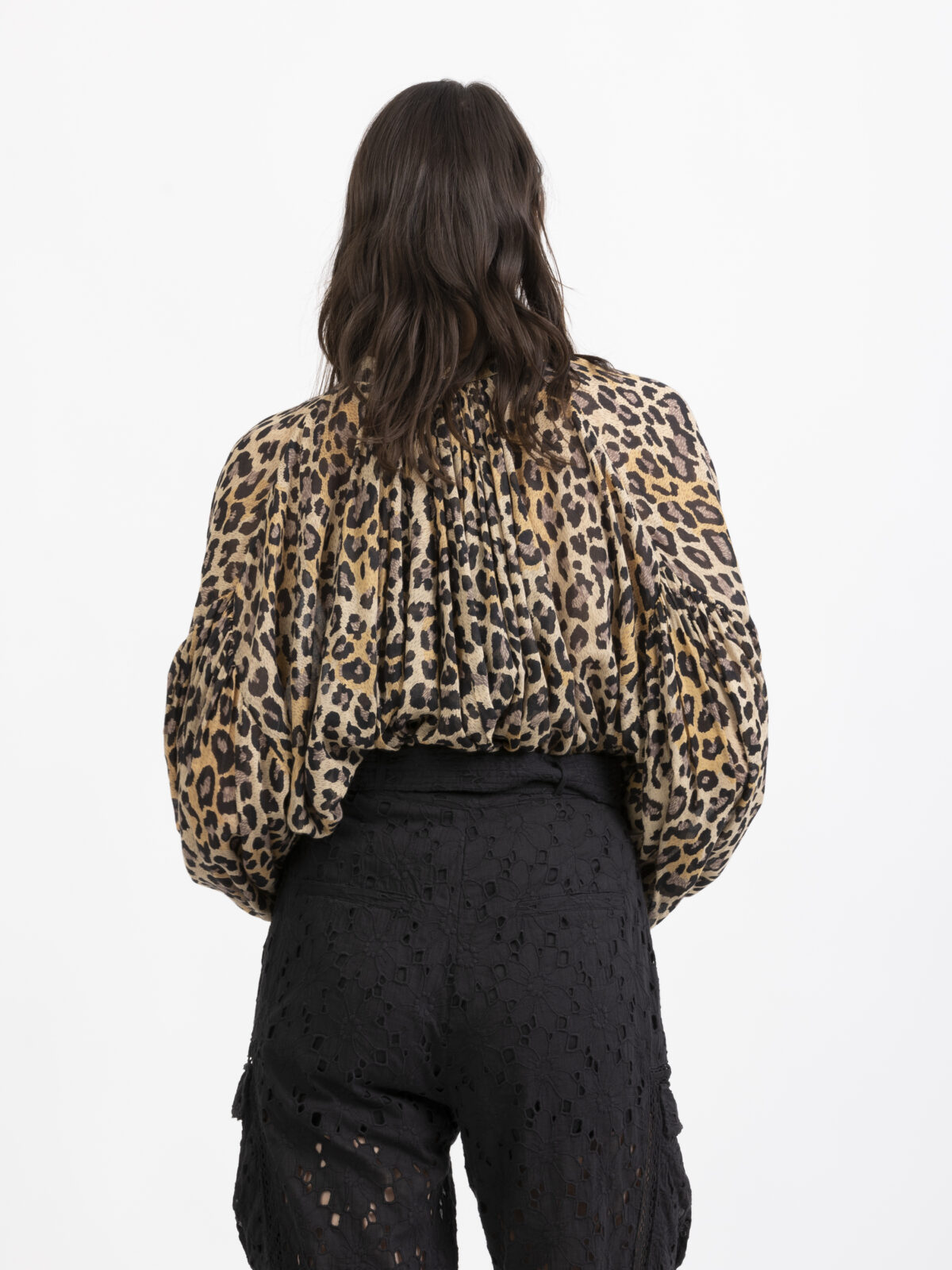 congo-leopard-print-blouse-flowing-puffy-sleeves-laurence-bras-matchboxathens
