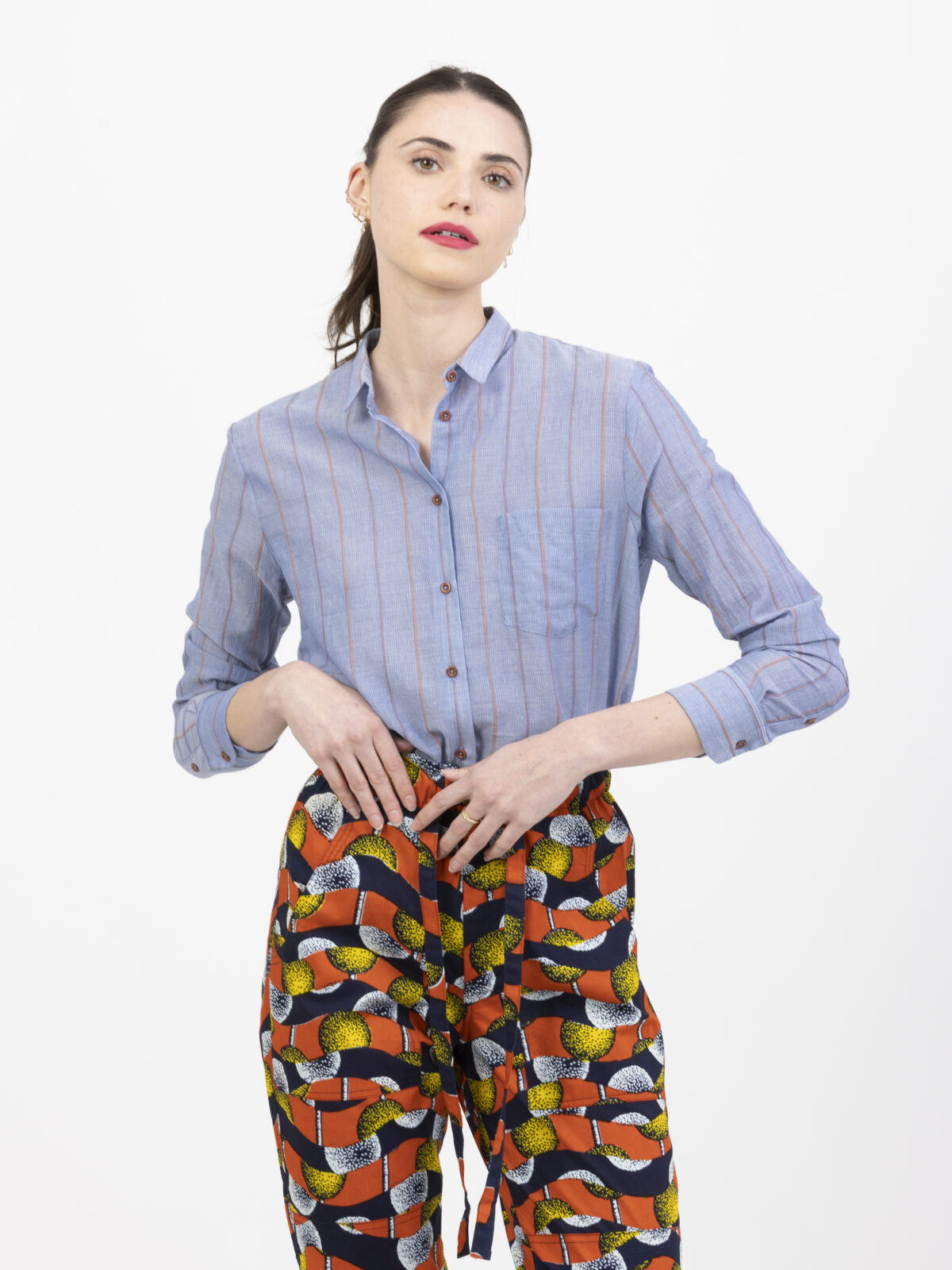 anita-cotton-stripes-shirt-classic-collar-sacrecoeur-matchbox
