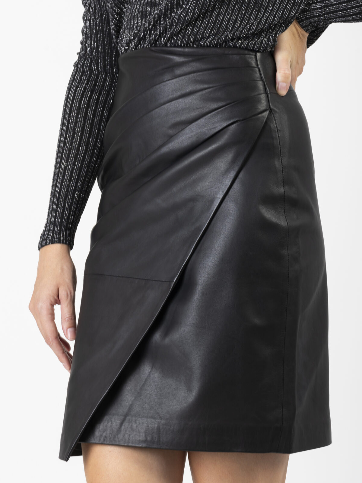 jeny-mini-black-leather-skirt-wrap-gathered-slit-berenice-matchboxathens