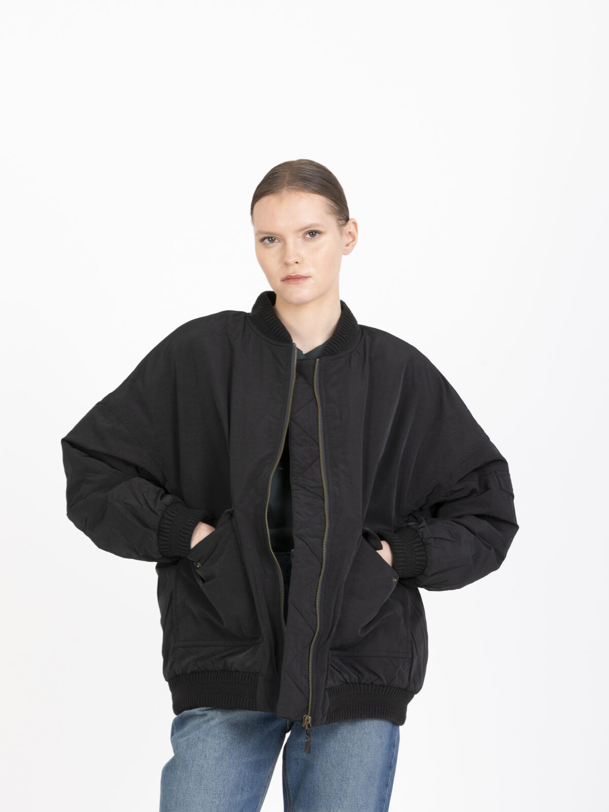 rodmay-bomber-jacket-black-faux-fur-oversized-sessun-matchboxtahens